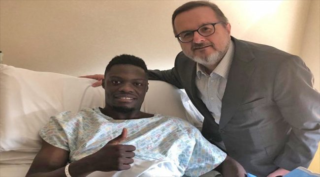 Trabzonspor'da Ekuban ameliyat edildi