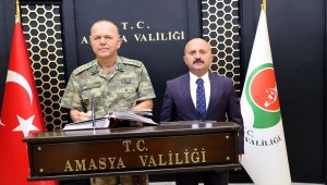 Tugay komutanı Atlı'dan Vali Varol'a ziyaret