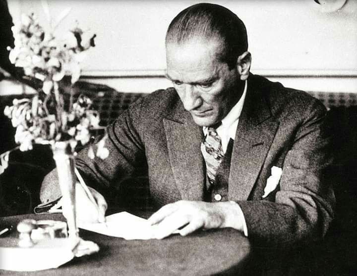 Atatürk'ün anılarından muhteşem bir yöneticilik dersi