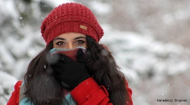 Soğuk ve yağışlı hava geliyor, sıcaklıklar azalacak