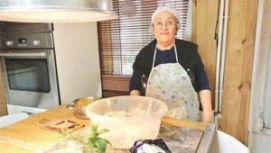 ERMENİ ANADAN CERRAHPAŞA'YA HERGÜN YEMEK