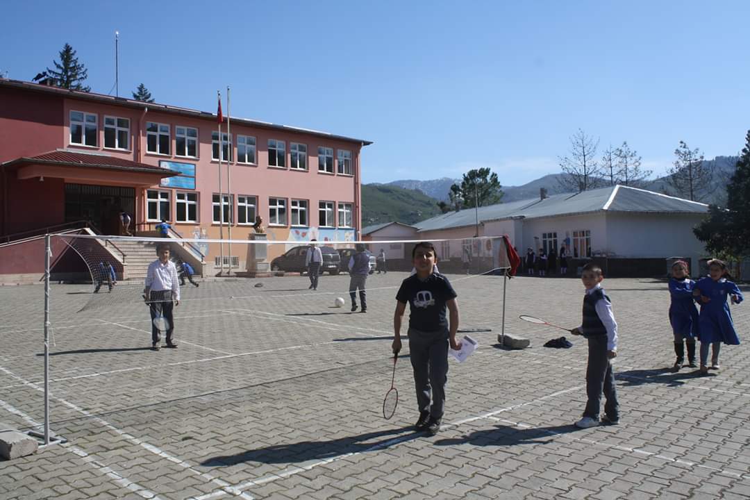 Taşımalı eğitim köylere vurulmuş en büyük darbedir