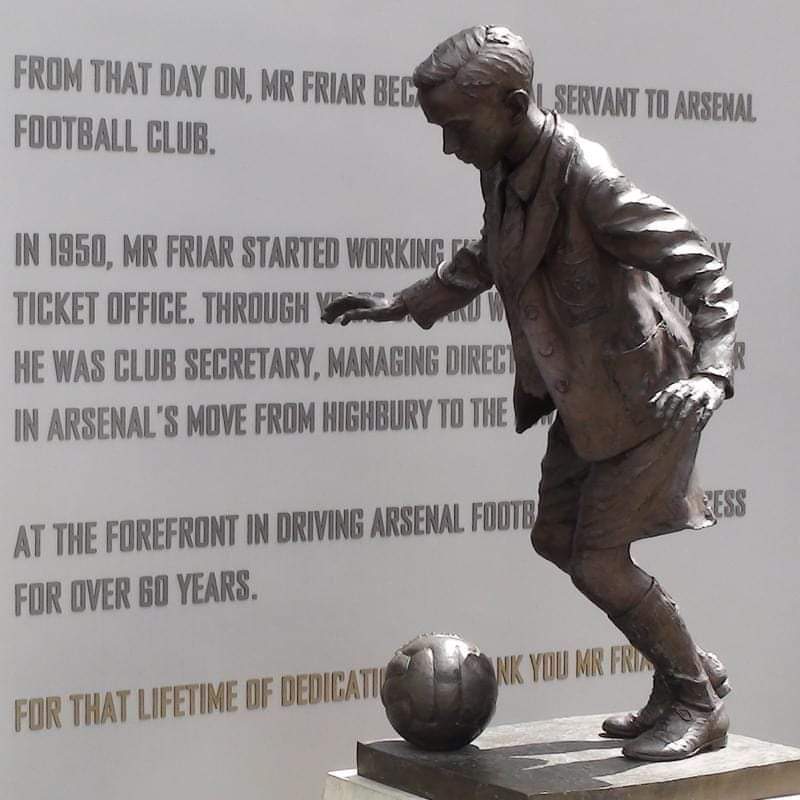 Arsenal kulüp sekreteri Ken Friar'ın sıra dışı hayat hikayesi