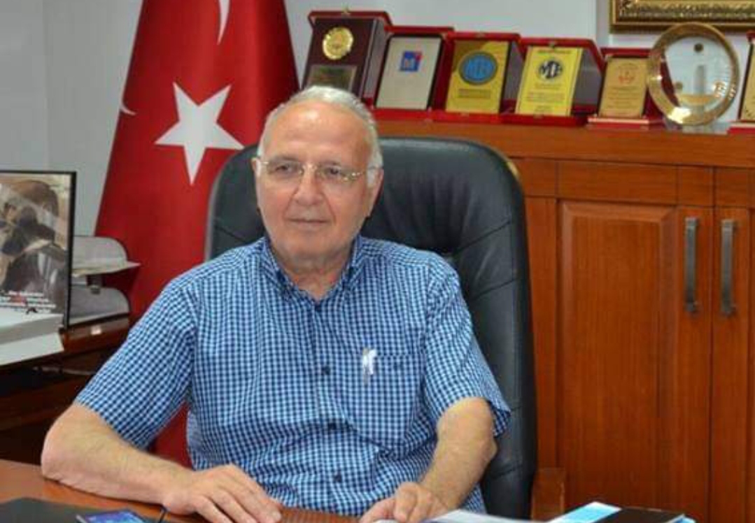 Ertuğrul Yüksel : Ordu Büyük şehir Meclis üyesi olarak, Meclis toplantılarının halka açılmasını, Meclisin dışına canlı yayın yapılmasını talep ediyoruz