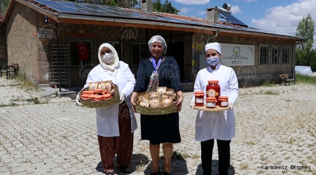 “Kır kadınlarının güçlendirilmesi ve desteklenmesi hepimiz için bir etik sorumluluk, Devlet için ise bir Anayasal zorunluluktur.”