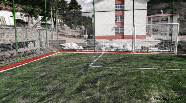 MESUDİYELİ GENÇLER FUTBOL SAHASINA KAVUŞTU