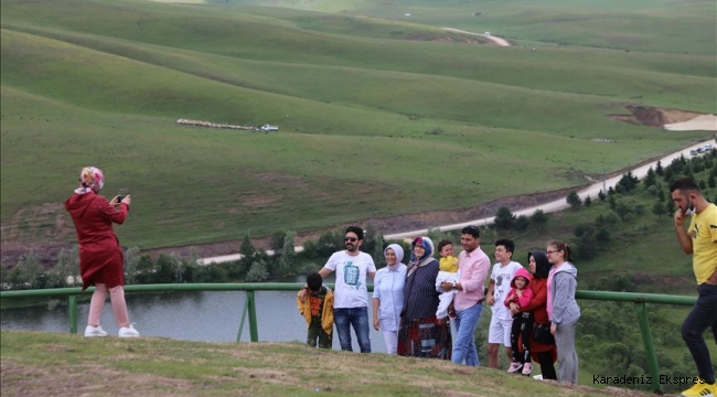 Perşembe Yaylası Geniş Kitlerere Ulaşmaya Devam Ediyor