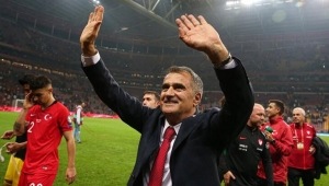 Şenol Güneş, A Milli Takım'la 67. maçında