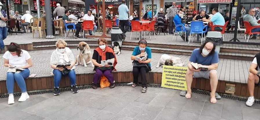 Siz kitap okumaya mı karsısınız yada doğa ve çevre katliamına mı razısınız?