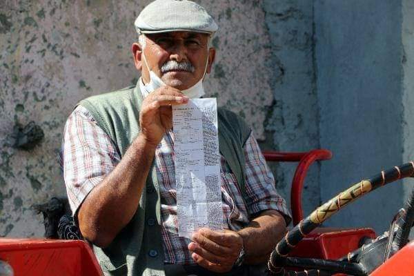 TOKAT DIŞINA ÇIKARMADIĞI TRAKTÖRÜNE, MANİSA'DA TRAFİK CEZASI KESİLDİ 