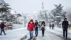 AKOM'dan İstanbul için kar uyarısı: Yağış ilerleyen saatlerde yer yer kuvvetli şekilde etkili olacak