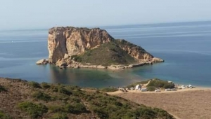 Doğanbey adası ile ilgili tarihi bilgiler...