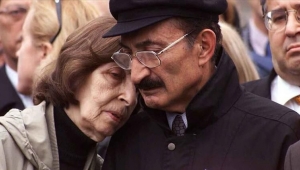 Eşlik etmek...Eş olmak...
