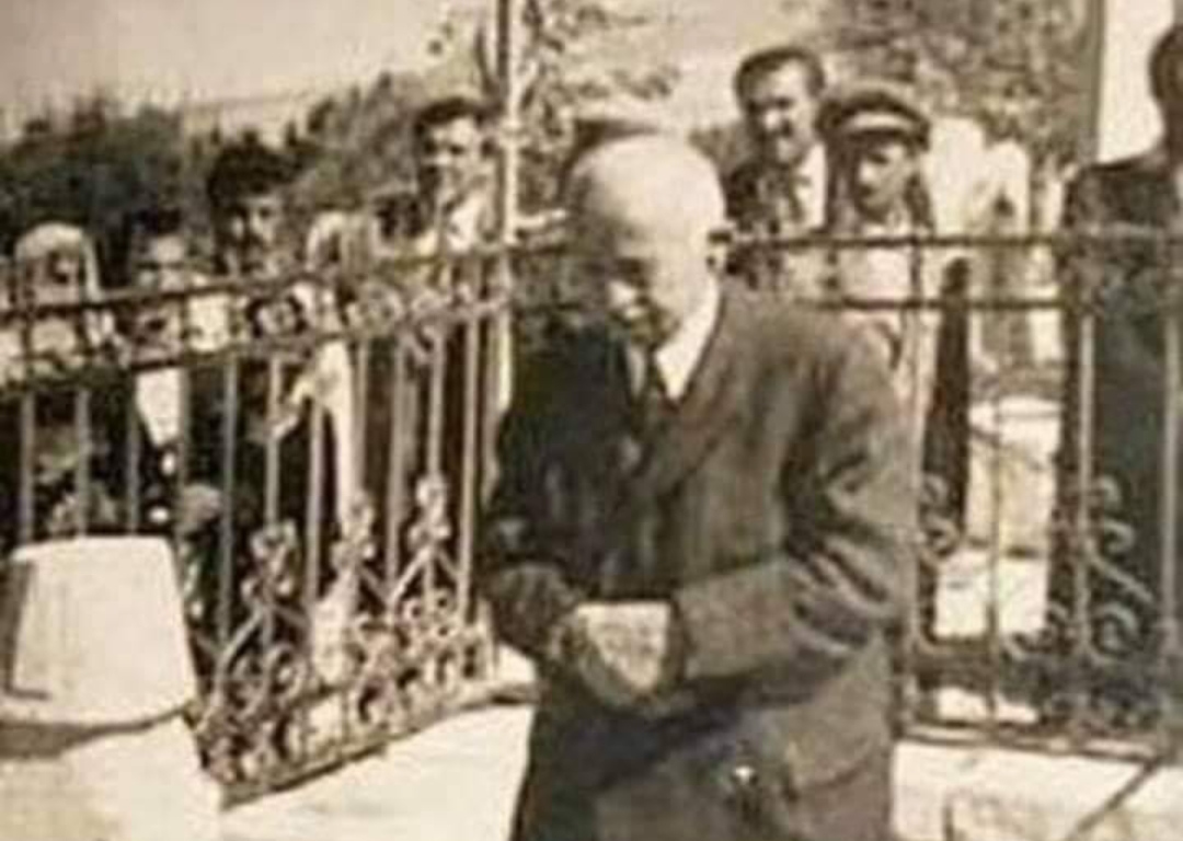 General İsmet İNÖNÜ 