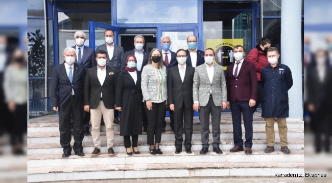 Mesleki ve Teknik Anadolu Lisesi öğrencileri ürettiği ürünlerden 5.5 milyon lira kazandı