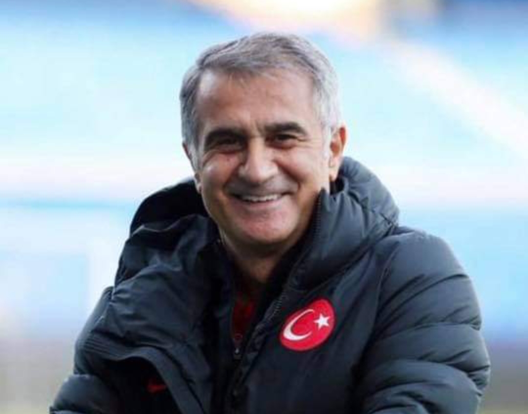 Tebrikler Şenol hocam, bravo bizim uşaklar...