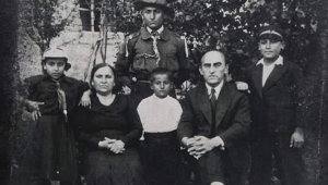 HÜSEYİN AVNİ AKER 