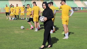 Muhafazakâr bir şehrin kadın futbol kulüp başkanı