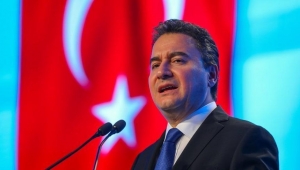 Ali Babacan: ‘Gençler geçimini harçlıkla sürdürürken nasıl aile kursunlar?’