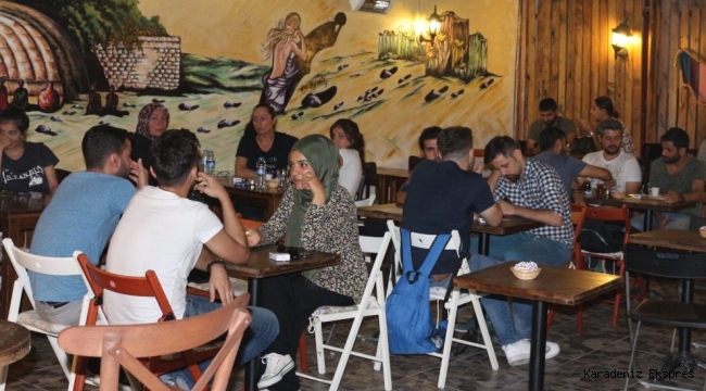 Kafe ve restoranlara yoğun ilgi var