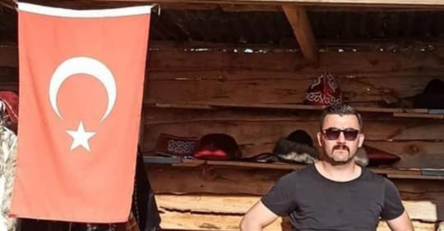  Özel Harekat Polisimiz Veli Kabalay'ın şehit olmadan önce mevzide zeybek oynadığı anlara ait görüntüler yüreğimizi burktu