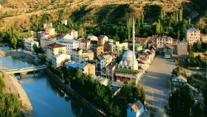 Giresun İlinin Anadolu'ya açılan penceresi küçük şirin ilçesi Çamoluk 