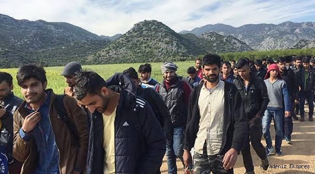DEVA Partili Ekmen'den iktidara çağrı: Afgan göçmenlerin savaşçı olma ihtimalini açıklayın