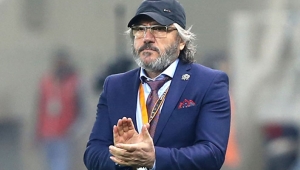 Kocaelispor Teknik Direktörü Mustafa Reşit Akçay sosyal medya hesabından bir teşekkür yayınladı