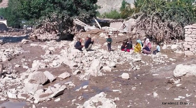 Sel felaketinin vurduğu Van'dan yardım çağrısı: Ev ve iş yerleri yıkıldı, çocuklar hasta