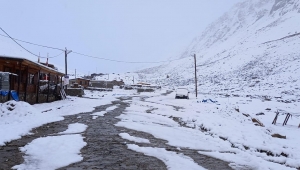 Doğu Karadeniz'de kar kalınlığı 30 santimetreyi buldu 