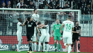 Giresunspor İstanbul'da Beşiktaş'ı 4-0 yendi 