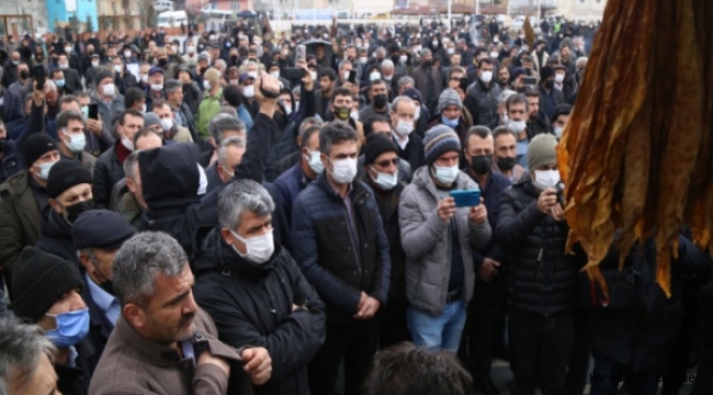 Malatya'da üreticilerden eylem: Tütünüme ve emeğime dokunma!