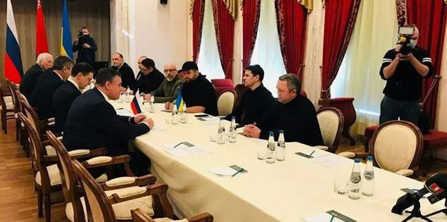 Dünyanın gözü müzakere masasında! Ukrayna'dan ''çekilin'' talebi