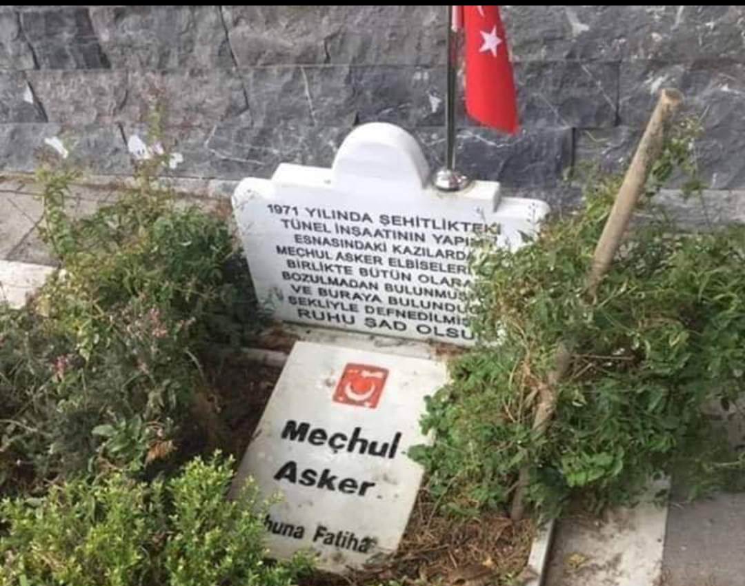 NAAŞI ÇÜRÜMEYEN MEÇHUL ASKERİN KABRİ!