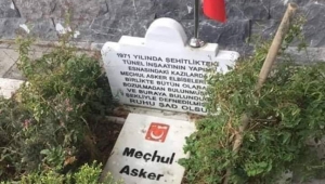 NAAŞI ÇÜRÜMEYEN MEÇHUL ASKERİN KABRİ!