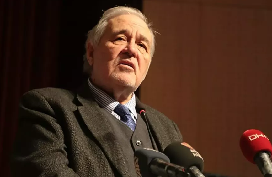 Ortaylı: Andımız'ı kaldırmışsınız, sonra 10 yaşında çocuğu çıkarıp siyaset konuşturuyorsunuz, olmaz