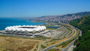 Uydudan tespit edildi: Trabzon Akyazı'da stadın ve şehir hastanesi inşaatının bulunduğu dolgu alan çöküyor 