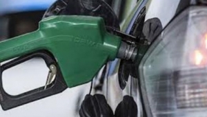Motorin ve benzin fiyatlarında indirim, LPG'ye zam