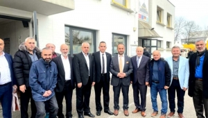 ALMANYA ROSENHEİM'DE SICAK BAYRAMLAŞMA 