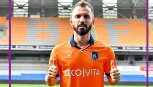 Emre Çolak İzmir Ekibi İle Anlaştı