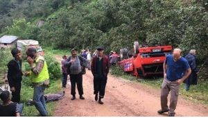 Ordu’da fındık işçilerini taşıyan kamyonet devrildi