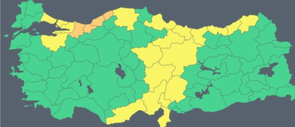 Dört bölge için 'turuncu' ve 'sarı' uyarı: Kuvvetli yağışa dikkat