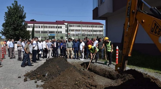 Görele’de Doğalgaz yatırımının kazı çalışmaları Kumyalı Mahallesi’nden başladı...