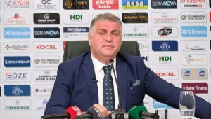  Giresunspor Başkanı Nahid R. Yamak düzenlediği basın toplantısında gündeme ilişkin açıklamalarda bulundu 