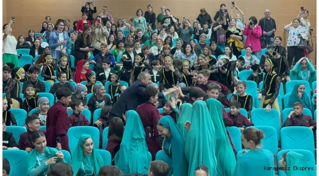 Gürcistan'ın dünyaca ünlü Ratiani Folklor Grubu