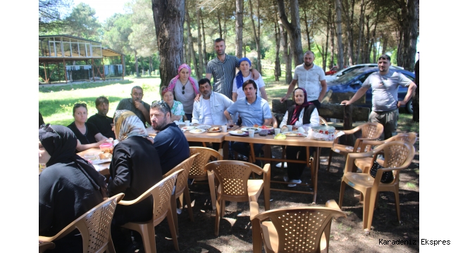 GURBETİN AYIRDIĞI KUZENLER SAMSUN'DA BULUŞTU