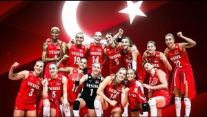 BAYAN VOLEYBOL TAKIMIMIZIN BÜYÜK BAŞARISI....
