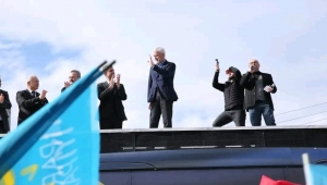 ENVER YILMAZ'DAN GÖVDE GÖSTERİSİ KABADÜZ BÖYLE COŞKU GÖRMEDİ 