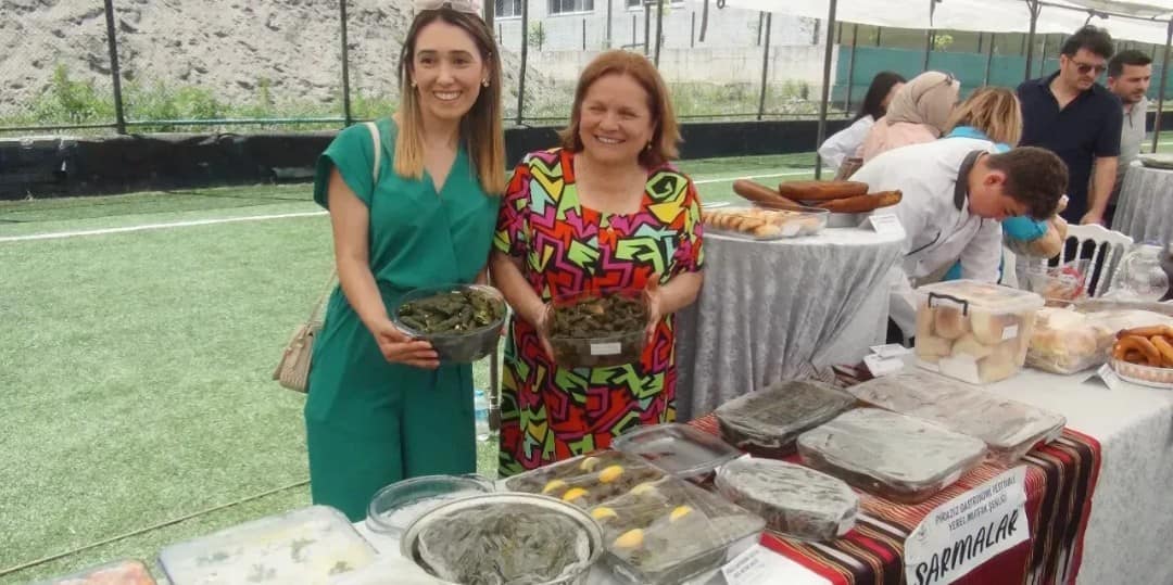  Giresun’da 80 yıllık fındık yaprağı sarması görücüye çıktı!