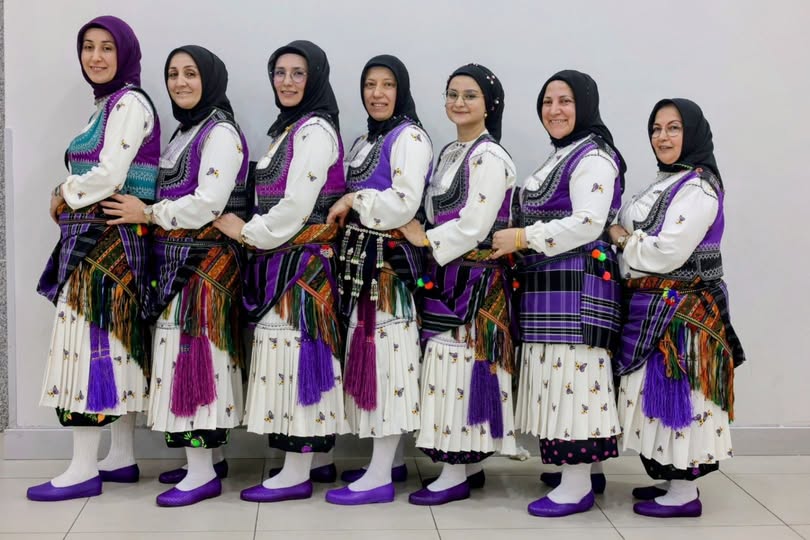 ŞALPAZARI'NIN YÖRESEL GİYİSİLERİ TESCİLLENDİ